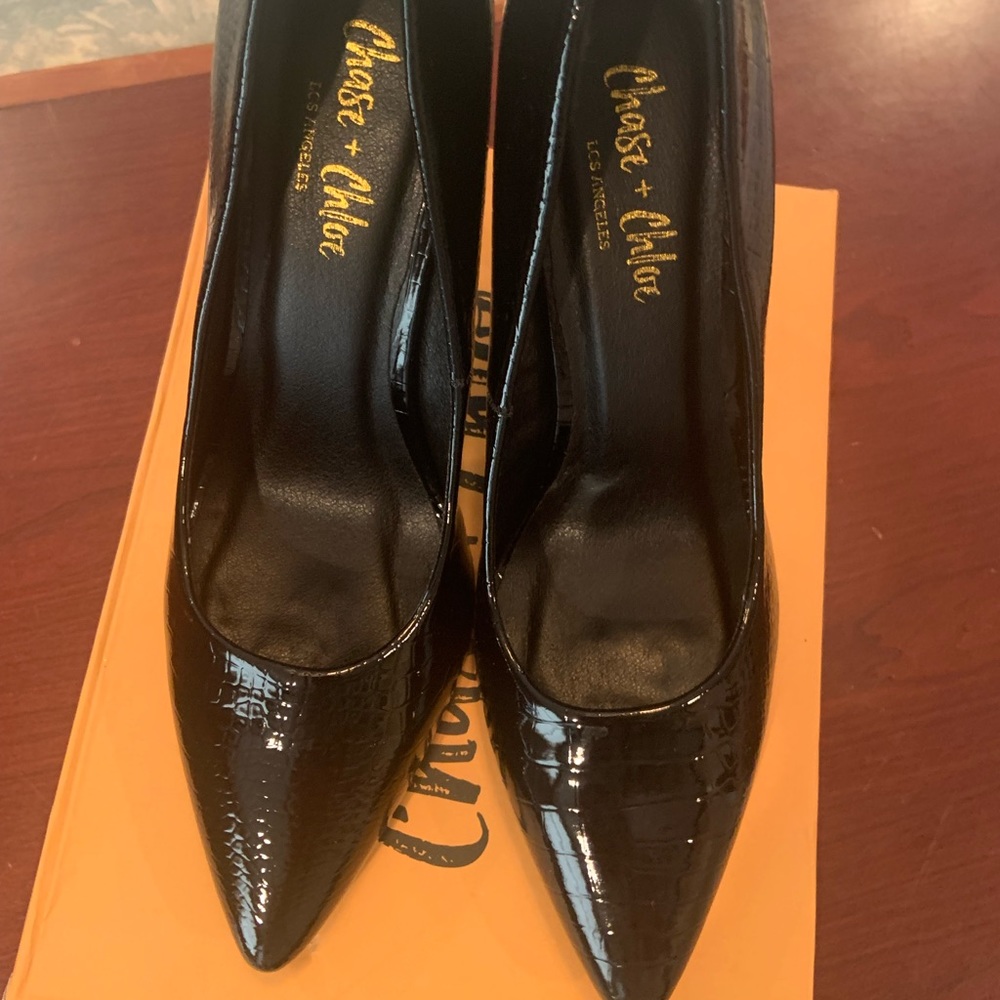 Chase + Chloe Lala heels black croc 8.5 NWT
